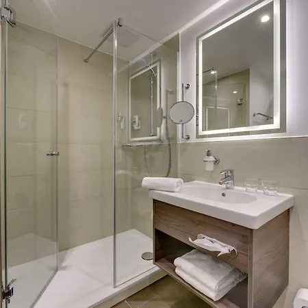 Genohotel 3*